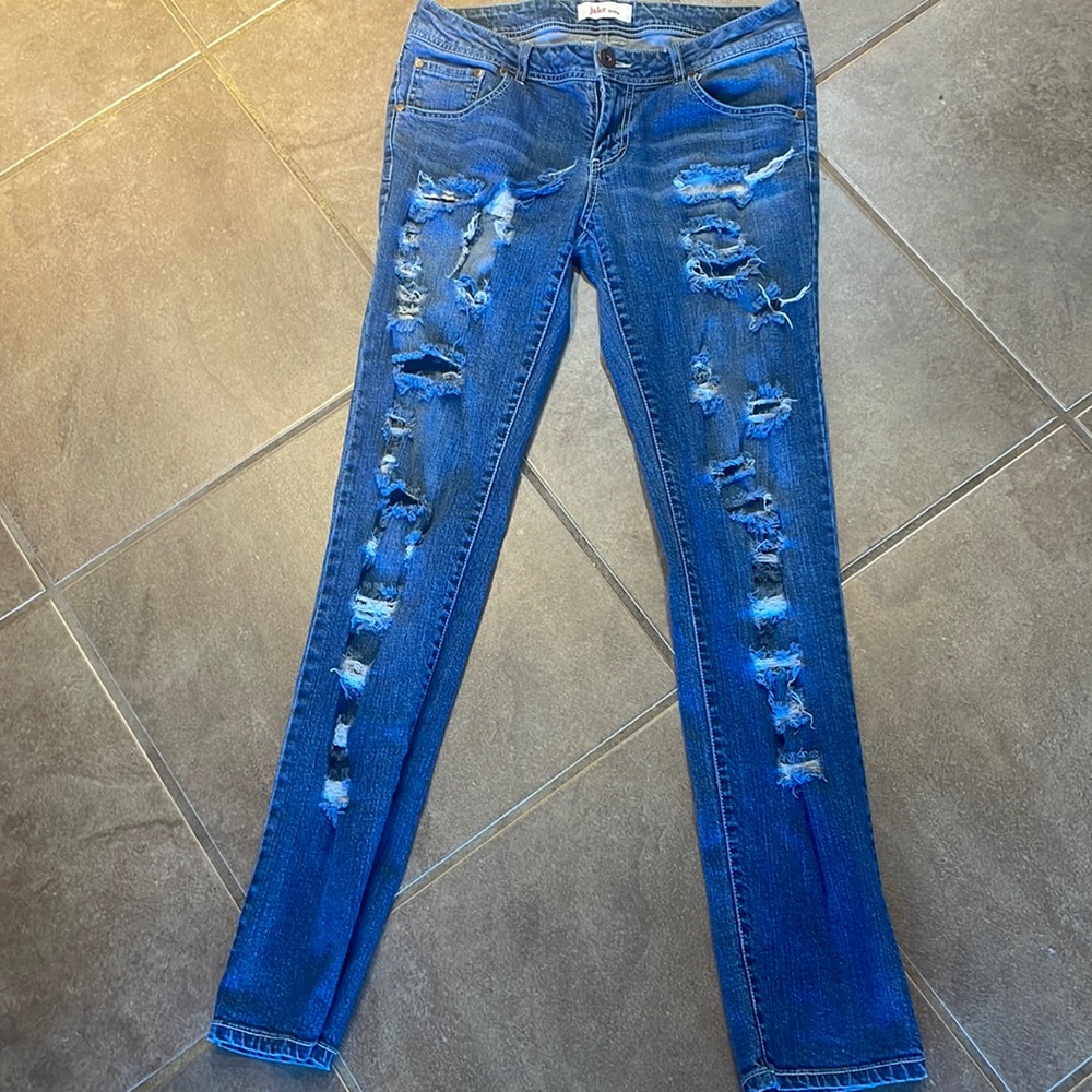 Jake Allie shredded Jeans!  11